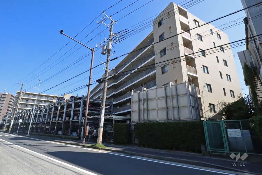 ルセナ川崎の外観（北西側から）