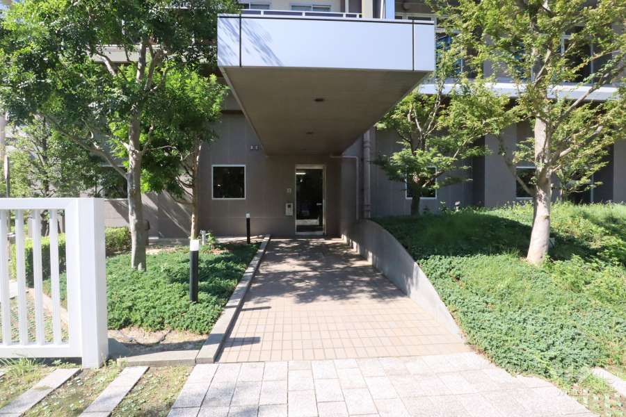 駐輪場の出入り口　