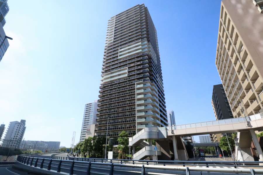 ブリリアタワー川崎の外観(北東側から)　