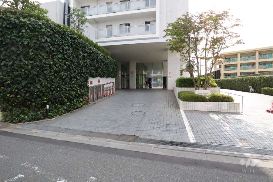 駐車場の出入り口