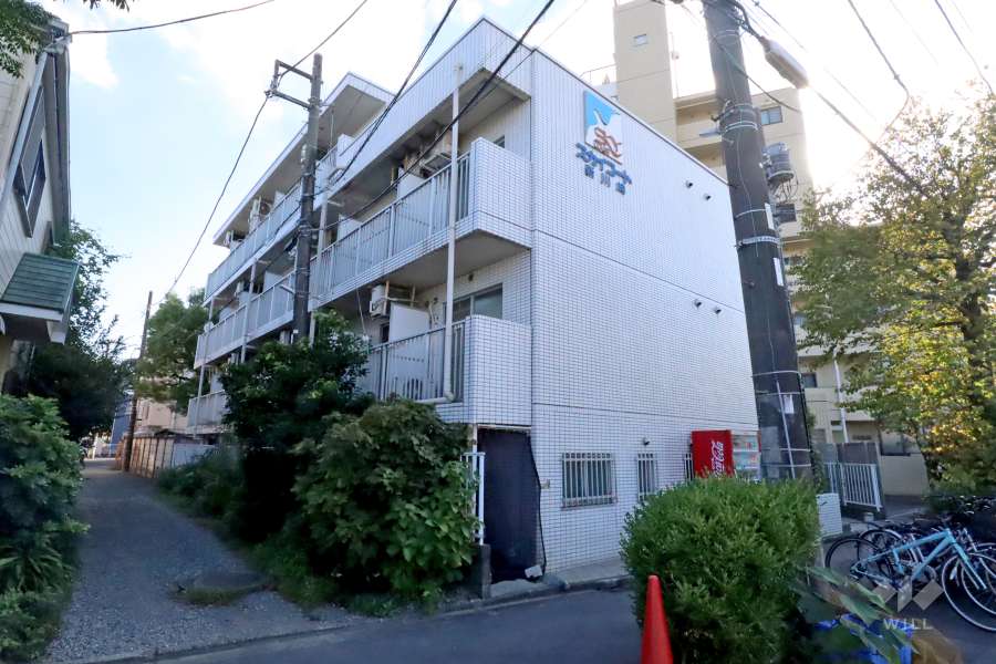 スカイコート新川崎の外観(北東側から)