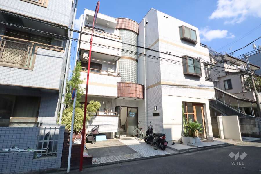 サンパレス中幸の外観（南西側から）