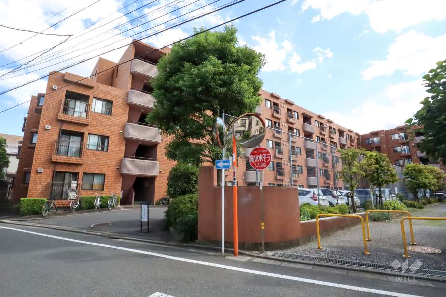 新川崎グランドハイツの外観(北西側から)