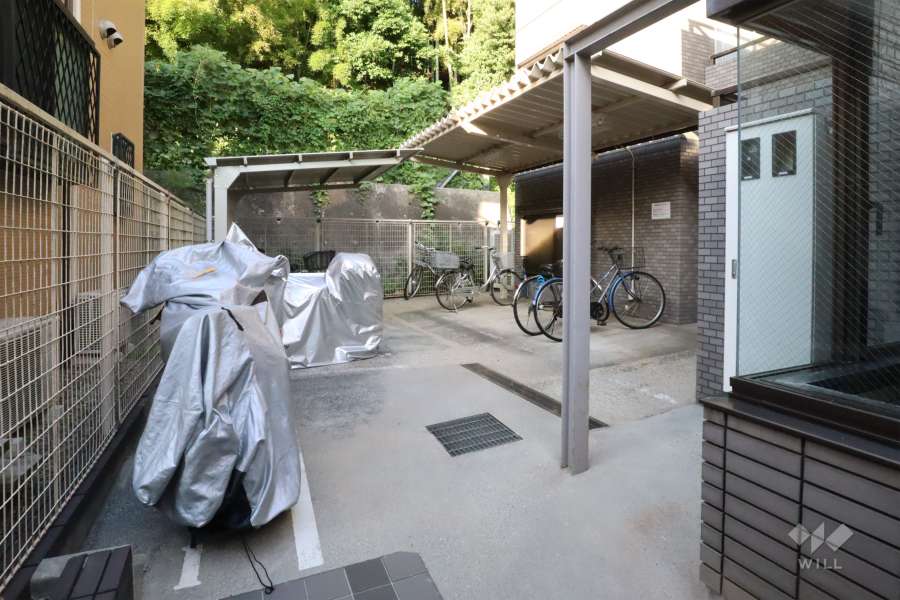 駐輪場・バイク置場　