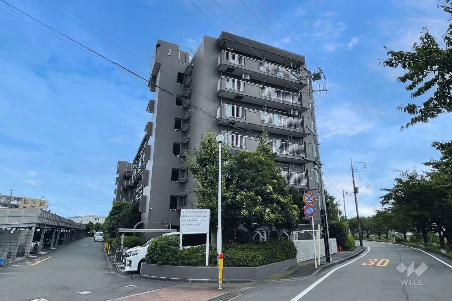 シャルマン南加瀬2号棟の外観（北西側から）