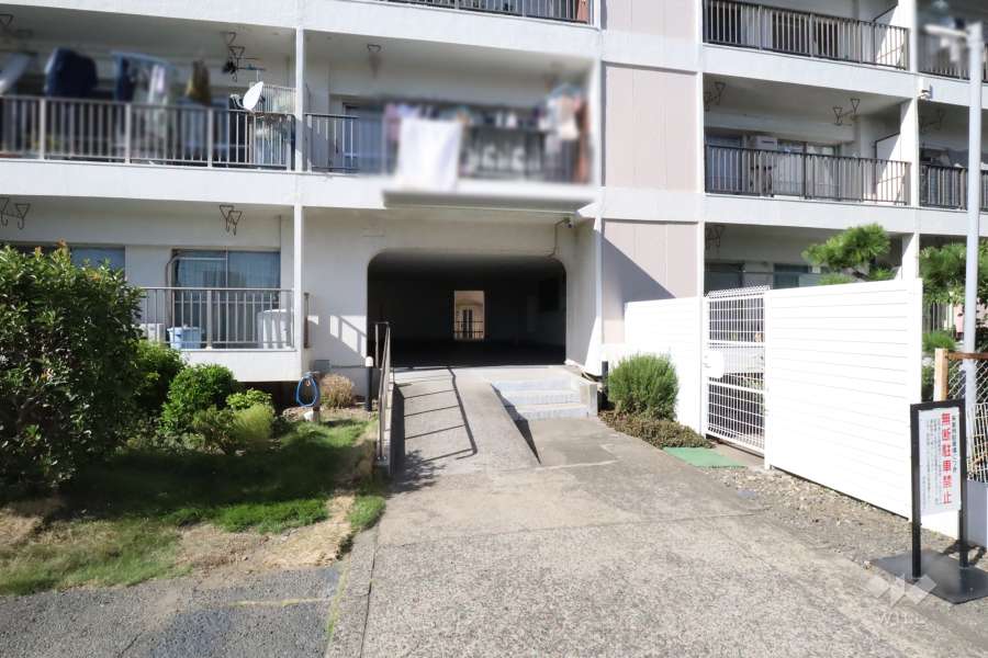 エントランスアプローチ