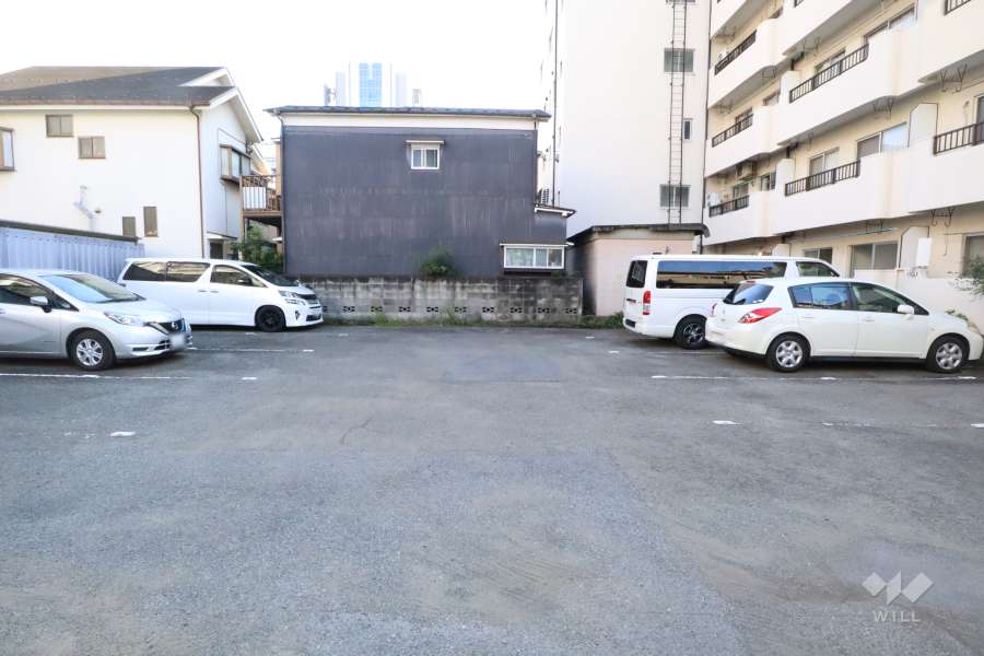 敷地内駐車場（屋外平面式）　