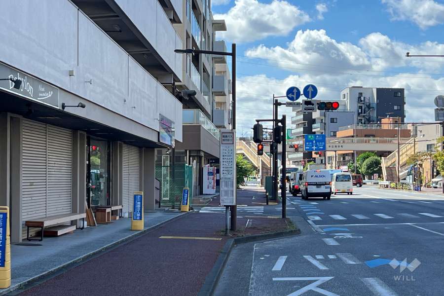 敷地北側の前面道路　