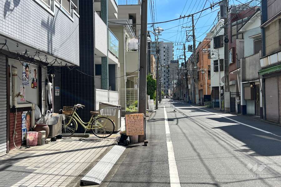 敷地南西側の前面道路　