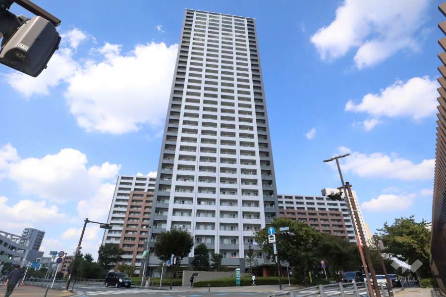 ラゾーナ川崎レジデンスセントラルタワーの外観（南側から)　