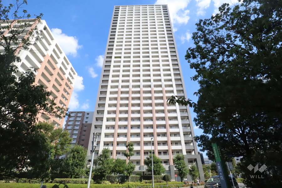 ラゾーナ川崎レジデンスセントラルタワーの外観（西側から）　