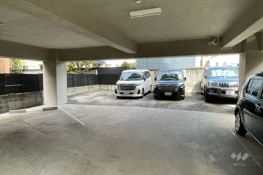 敷地内駐車場（屋内平面式・屋外平面式）