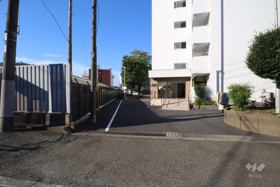 敷地の出入り口