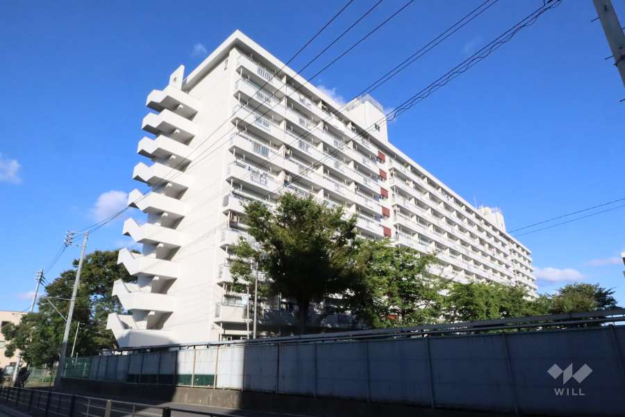 鹿島田グリーンハイツ2号棟の外観（北東側から）