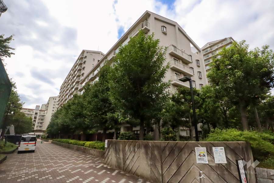 パークシティ新川崎東三番街F棟の外観(南東側から)