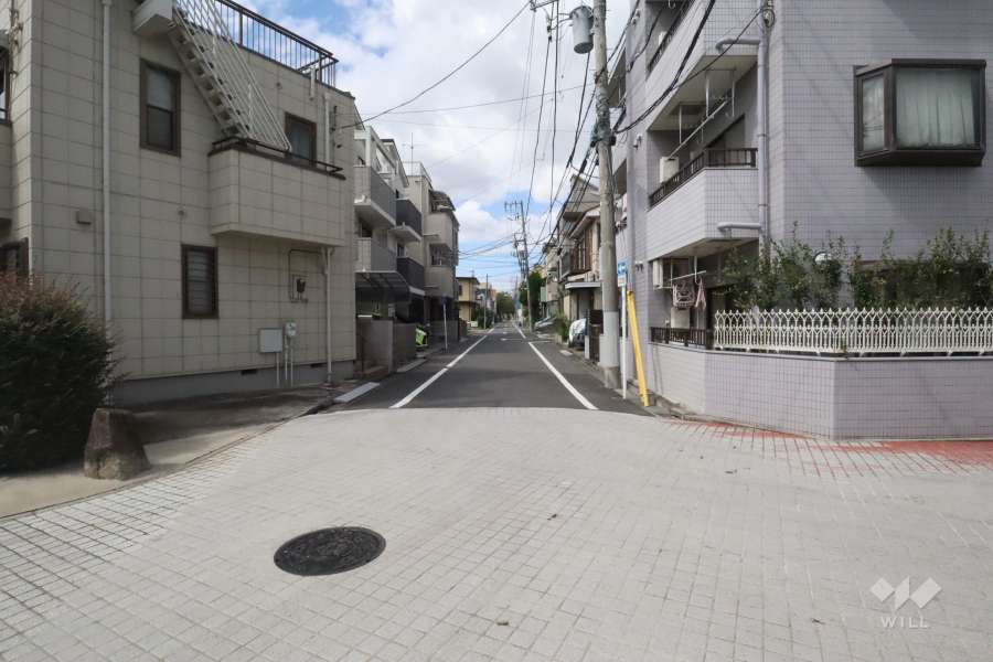 敷地南西側の前面道路　