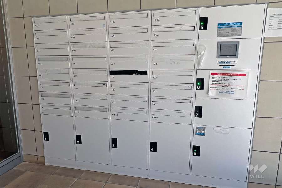 宅配ボックスと共用ポスト