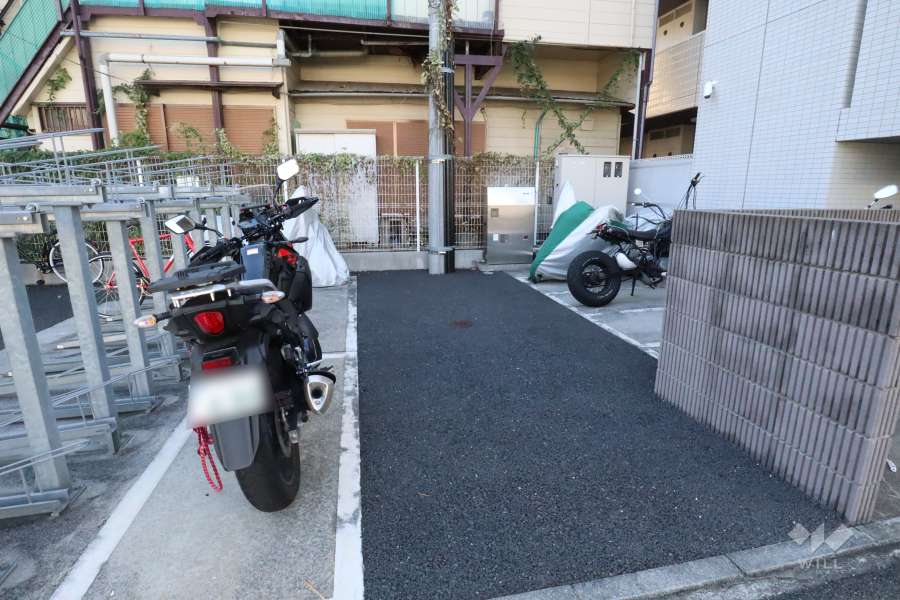 バイク置場