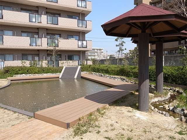 敷地内にある水盤