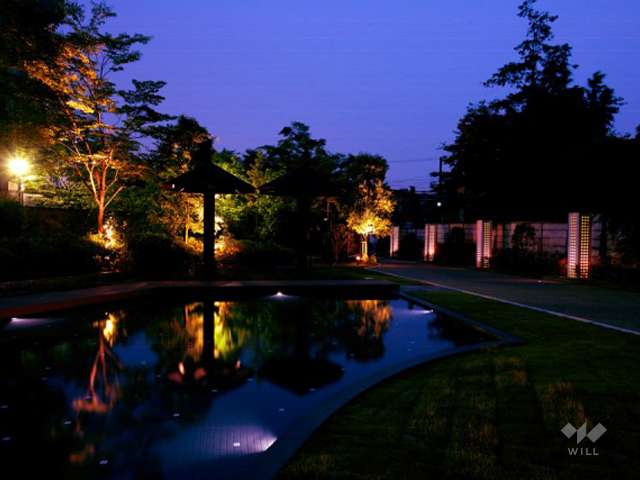 水盤の夜景