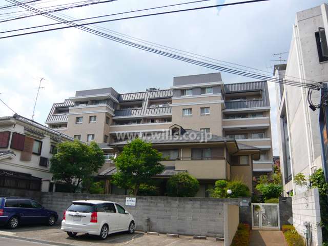 ロイヤル苦楽園マドリーゼの外観（南側から）