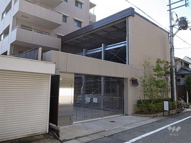 敷地内駐車場（リングシャッター付き）
