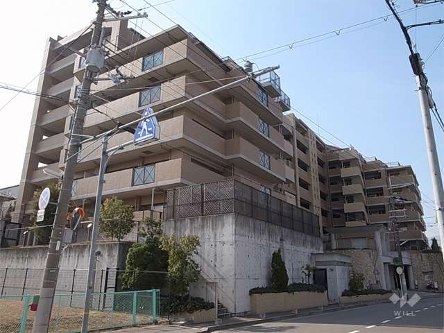 セントラル宝塚仁川の外観（北東側から）