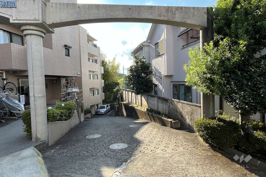 駐車場の出入り口