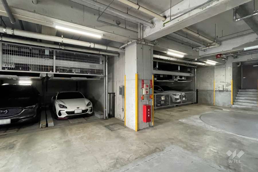 敷地内駐車場（屋内機械式）