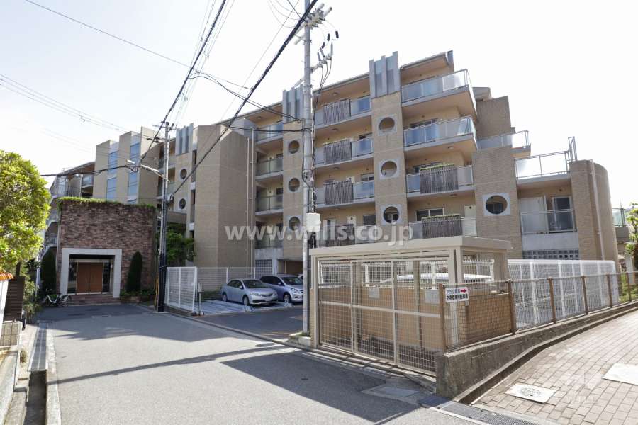 パレ宝塚中山ファインステイの外観（北東側から）