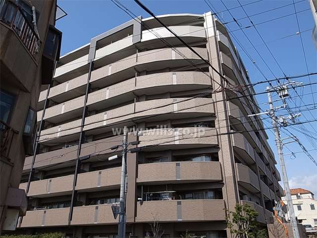 クレアガーデン尼崎エグゼの外観（南東側から）