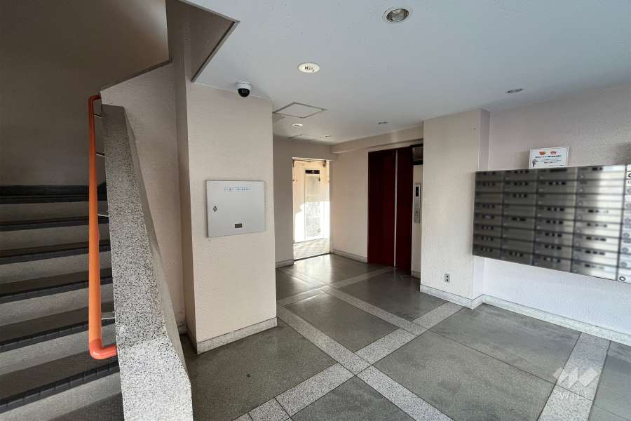 エントランスホール