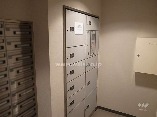 宅配ボックスと共用ポスト