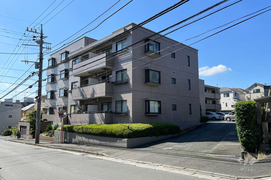 アビタシオン南生田の外観（北東側から）