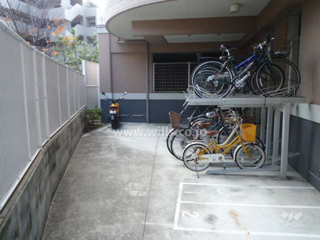 バイク置き場