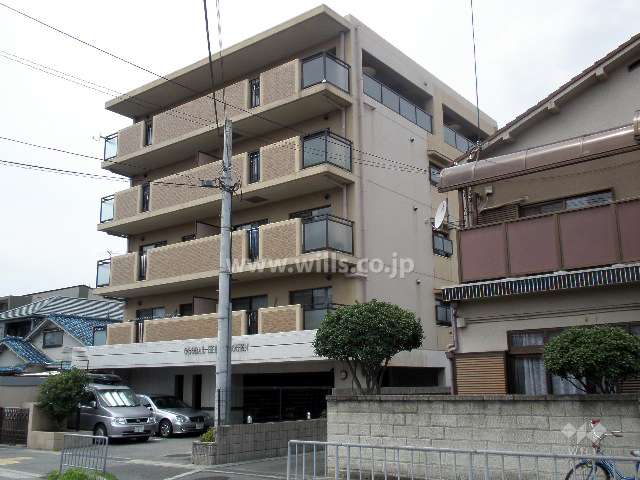 グローバル池田荘園の外観（南東から）