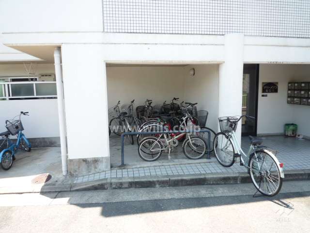 駐輪場、メールボックス