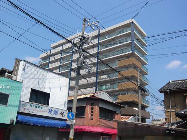 プロパレス武庫川グランリーヴァの外観（南から）