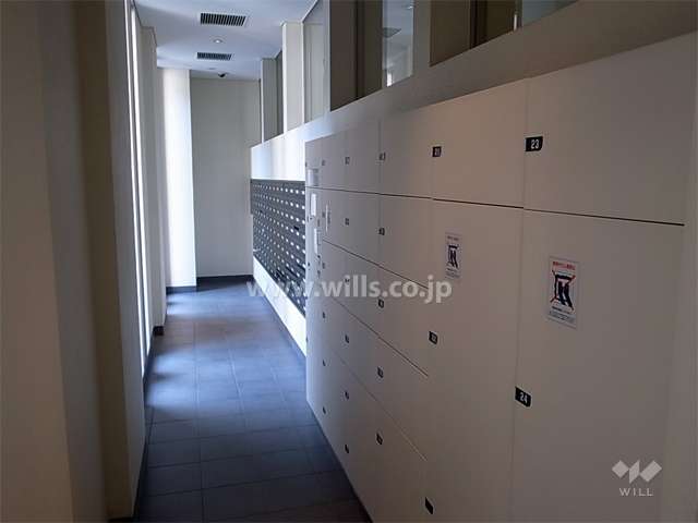 宅配ボックスと共用ポスト