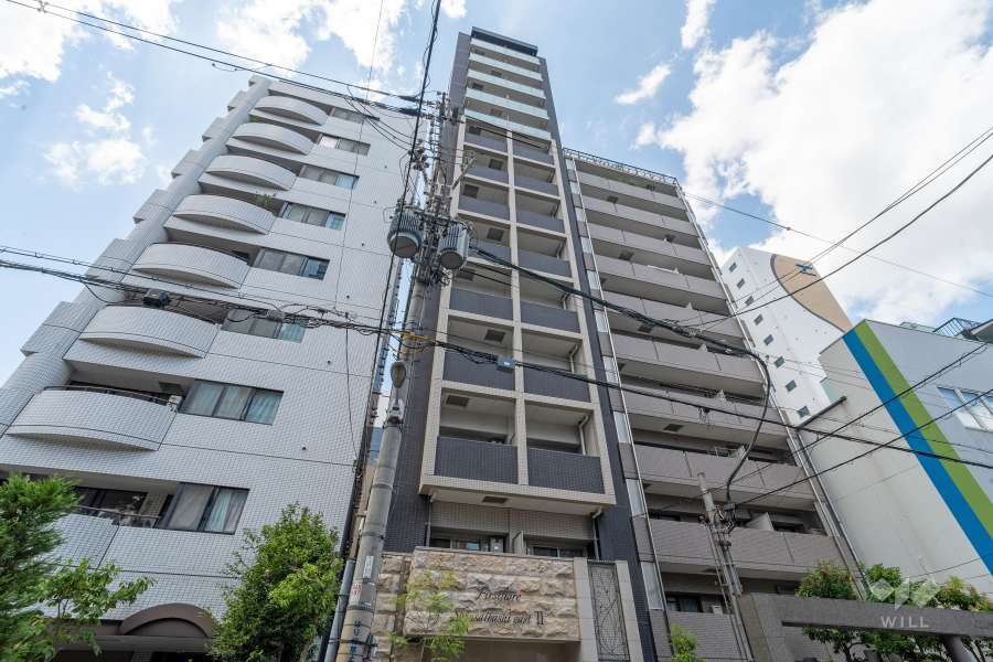 ファーストフィオーレ心斎橋イーストⅡの外観（南東側から）