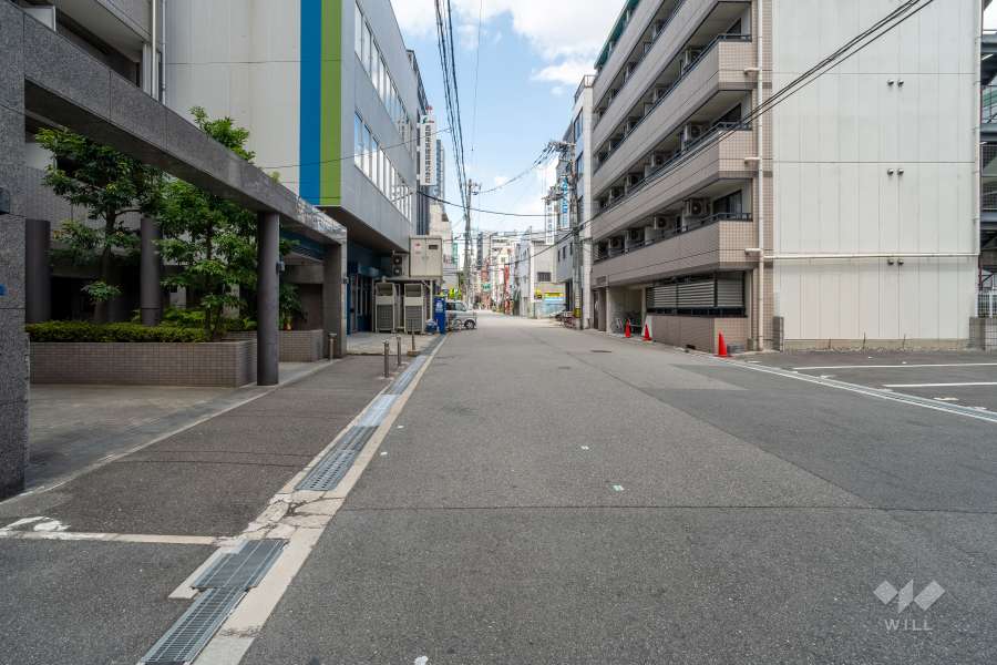 敷地東側の前面道路　