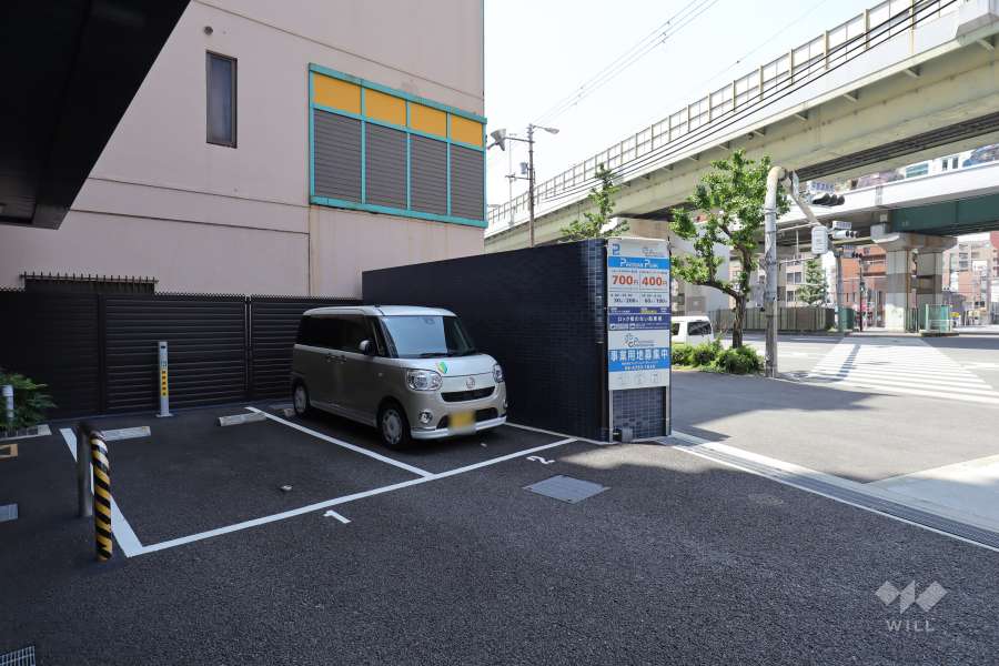 敷地内駐車場（屋外平面式）