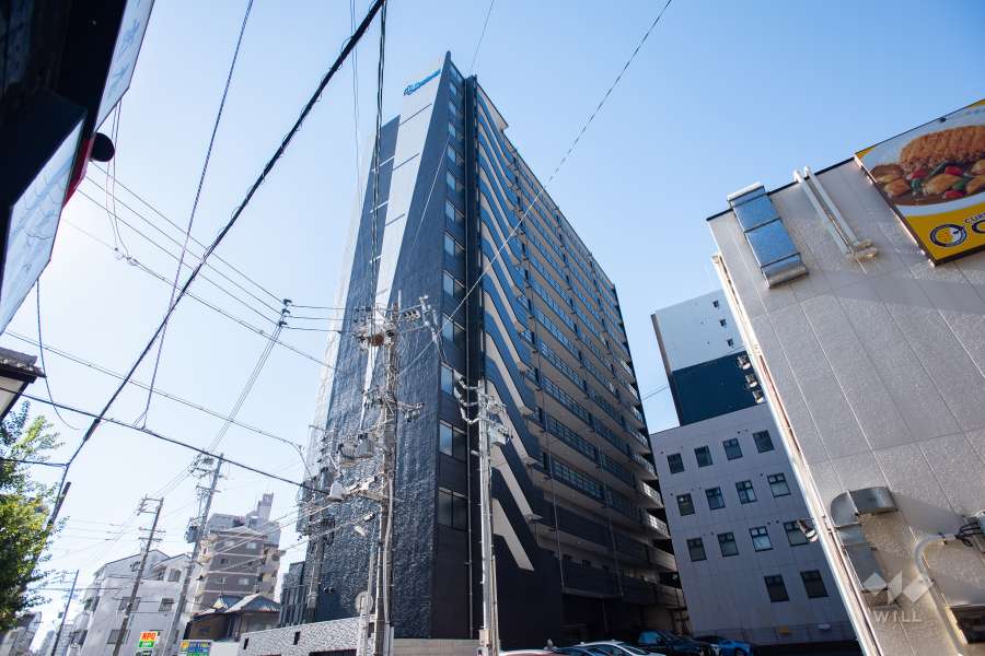 プレサンス新栄ユリシスの外観（北東側から）