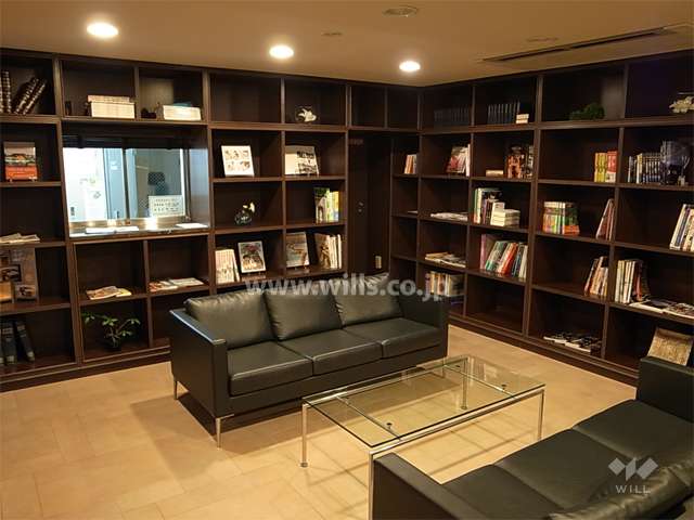 ブックギャラリーの横に管理事務所があります。