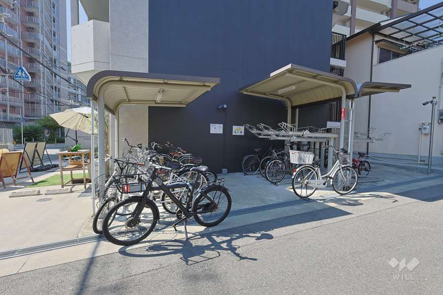駐輪場（屋根付き）