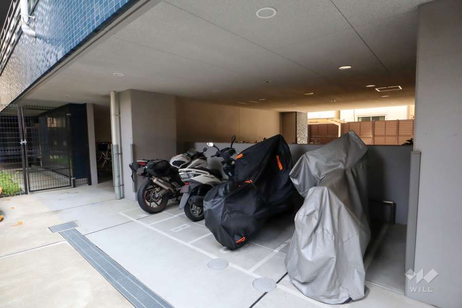 バイク置場