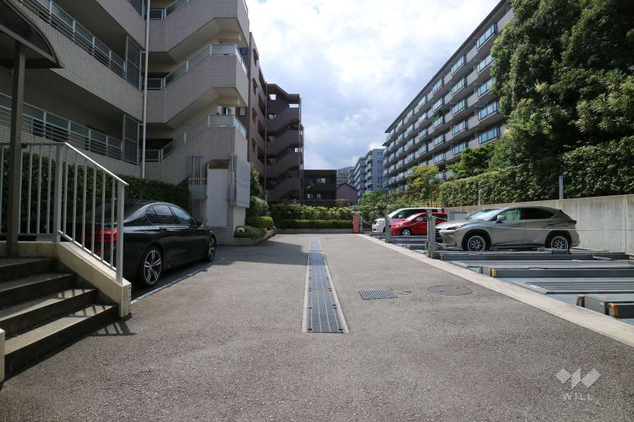 敷地内駐車場（屋外機械式）