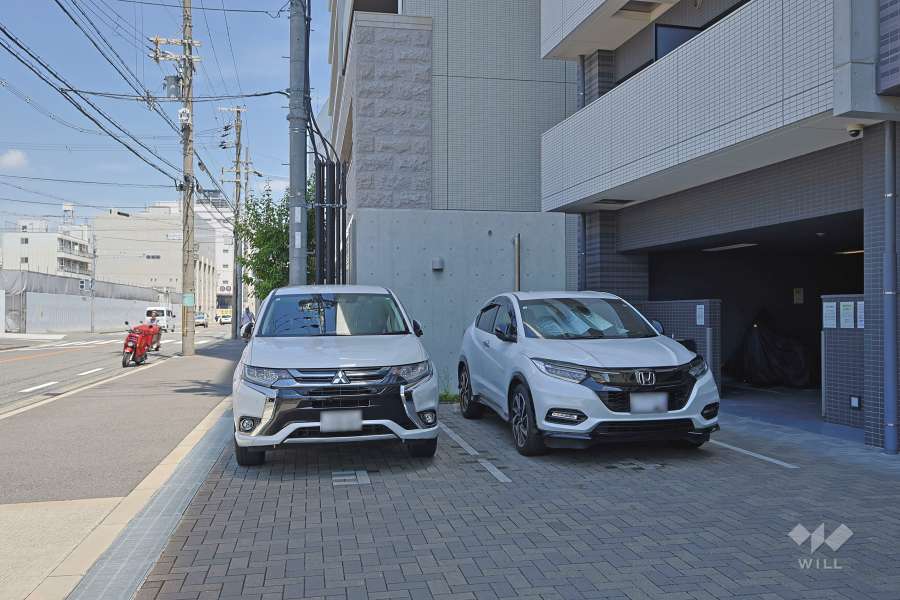 敷地内駐車場（屋外平面式）