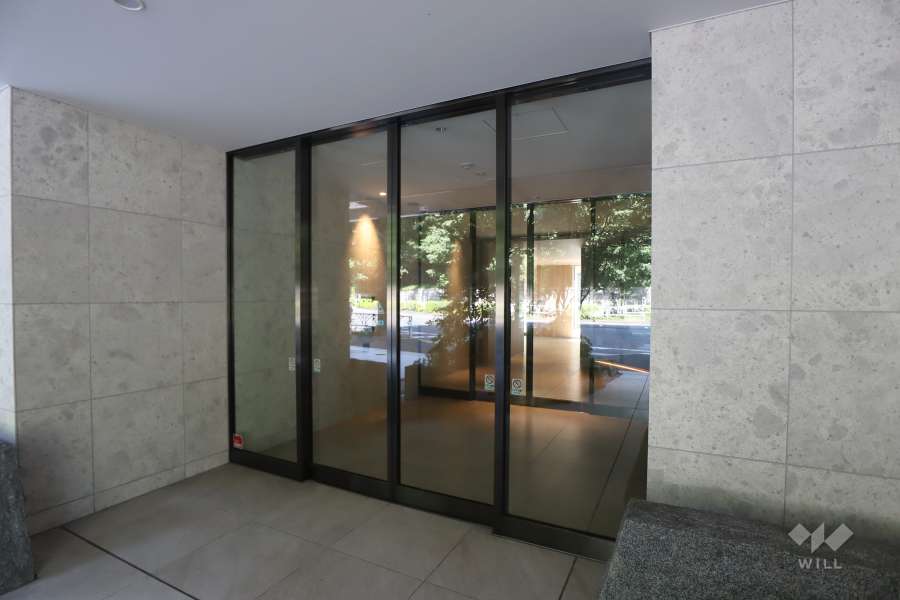 エントランス（東側）