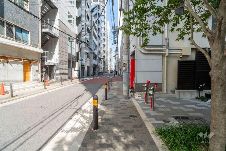 敷地北側の前面道路　　　
